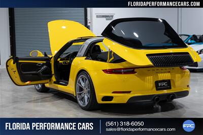2017 Porsche 911 Targa 4S   - Photo 37 - Riviera Beach, FL 33407