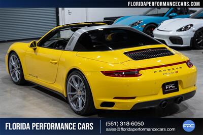2017 Porsche 911 Targa 4S   - Photo 4 - Riviera Beach, FL 33407
