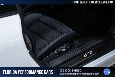 2015 Porsche 911 GT3   - Photo 31 - Riviera Beach, FL 33407