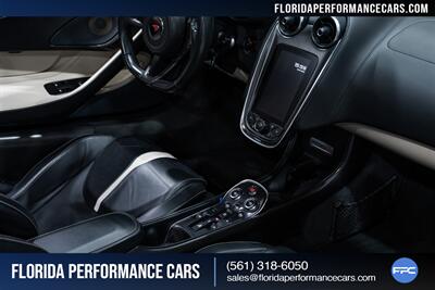 2018 McLaren 570S Spider   - Photo 52 - Riviera Beach, FL 33407