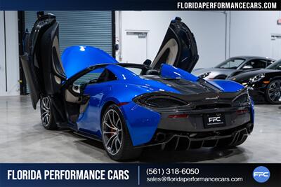 2018 McLaren 570S Spider   - Photo 36 - Riviera Beach, FL 33407