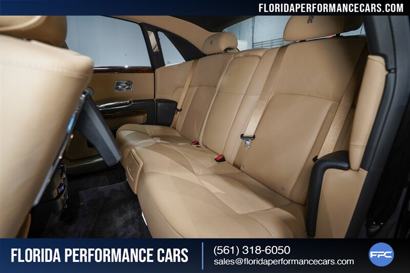 2012 Rolls-Royce Ghost   - Photo 30 - Riviera Beach, FL 33407