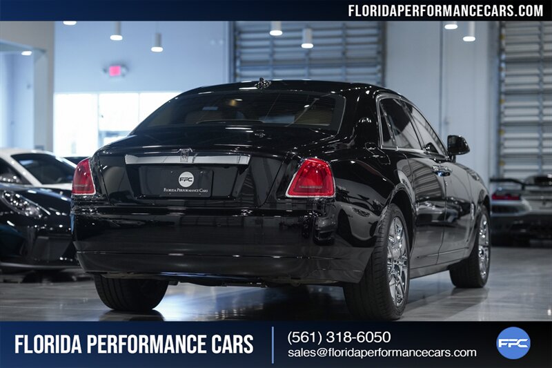 2012 Rolls-Royce Ghost   - Photo 13 - Riviera Beach, FL 33407