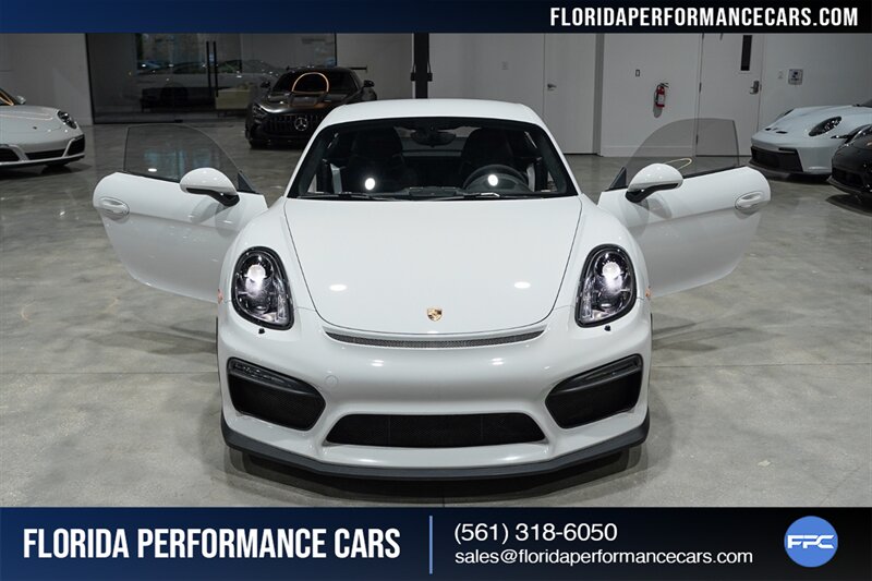 2016 Porsche Cayman GT4   - Photo 29 - Riviera Beach, FL 33407