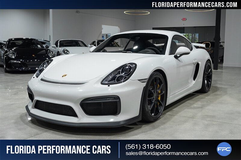 2016 Porsche Cayman GT4   - Photo 58 - Riviera Beach, FL 33407