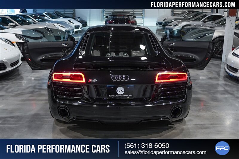 2015 Audi R8 5.2 quattro   - Photo 33 - Riviera Beach, FL 33407