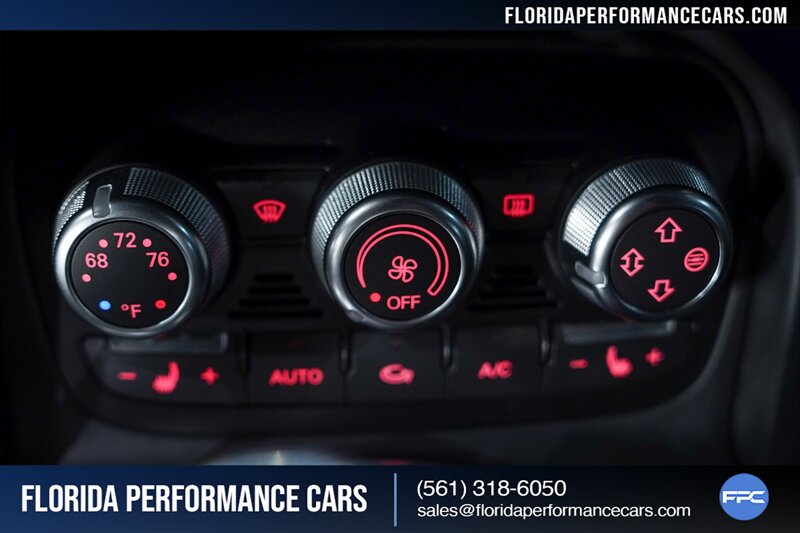 2015 Audi R8 5.2 quattro   - Photo 47 - Riviera Beach, FL 33407