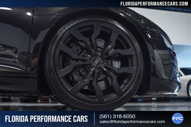 2015 Audi R8 5.2 quattro   - Photo 43 - Riviera Beach, FL 33407