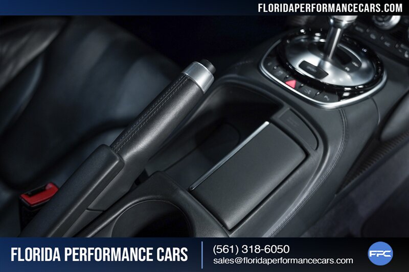 2015 Audi R8 5.2 quattro   - Photo 50 - Riviera Beach, FL 33407