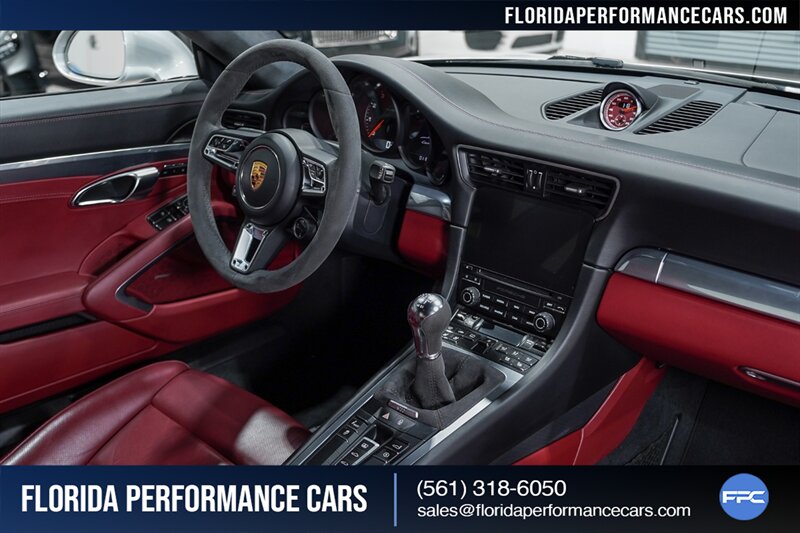 2019 Porsche 911 Carrera 4S   - Photo 52 - Riviera Beach, FL 33407