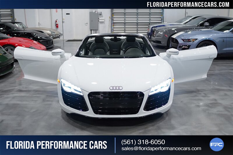 2014 Audi R8 5.2 quattro Spyder   - Photo 101 - Riviera Beach, FL 33407