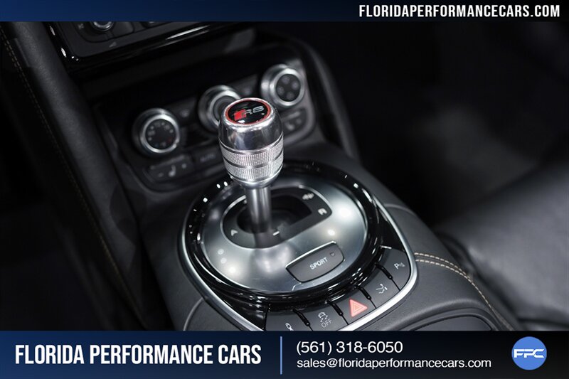 2014 Audi R8 5.2 quattro Spyder   - Photo 113 - Riviera Beach, FL 33407