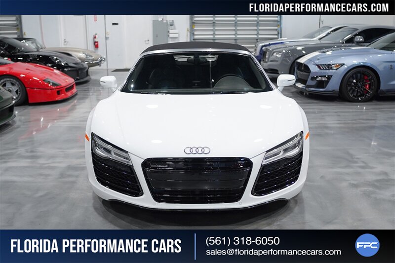 2014 Audi R8 5.2 quattro Spyder   - Photo 130 - Riviera Beach, FL 33407