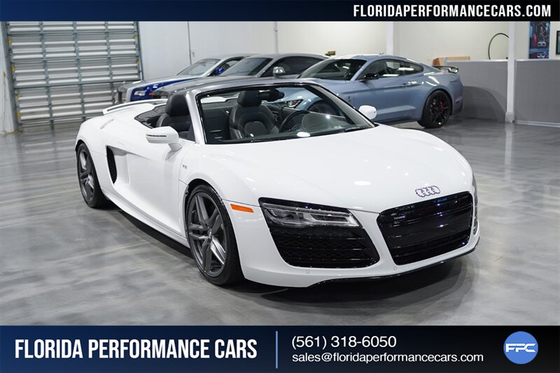 2014 Audi R8 5.2 quattro Spyder   - Photo 129 - Riviera Beach, FL 33407