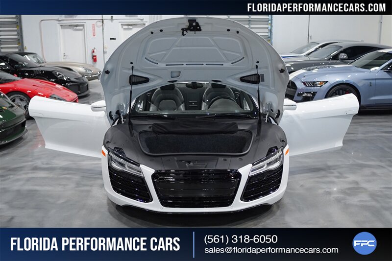 2014 Audi R8 5.2 quattro Spyder   - Photo 103 - Riviera Beach, FL 33407