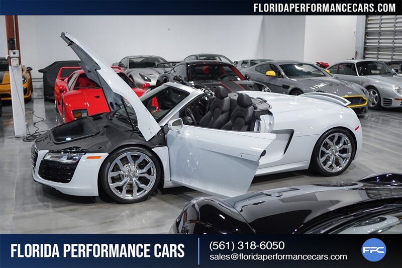 2014 Audi R8 5.2 quattro Spyder   - Photo 33 - Riviera Beach, FL 33407