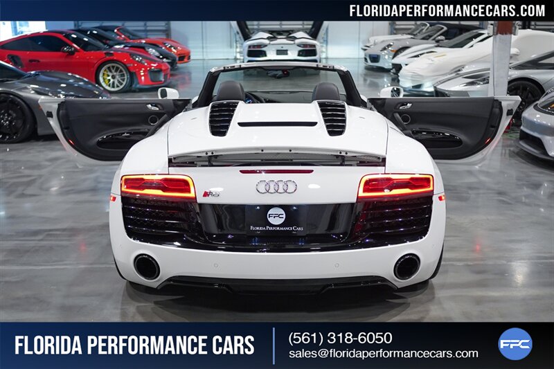 2014 Audi R8 5.2 quattro Spyder   - Photo 102 - Riviera Beach, FL 33407