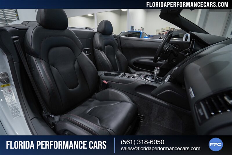 2014 Audi R8 5.2 quattro Spyder   - Photo 54 - Riviera Beach, FL 33407