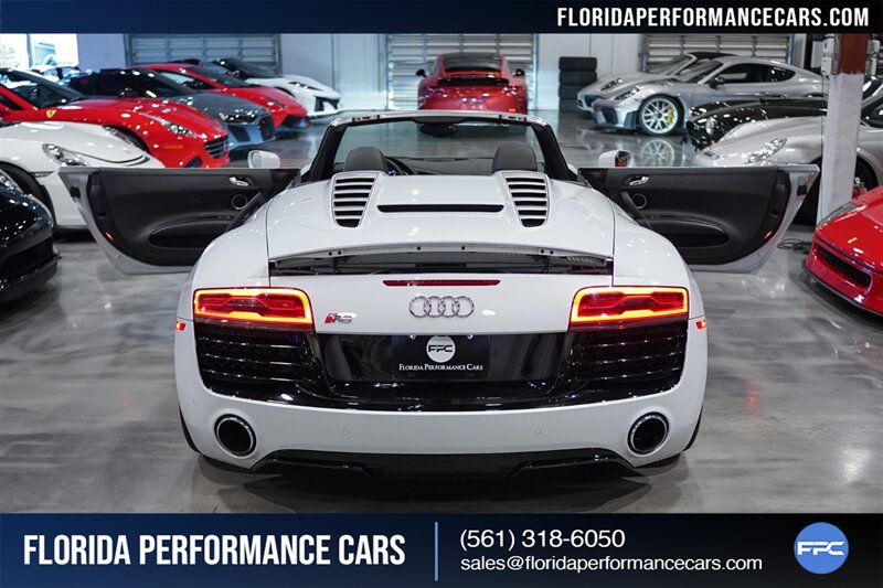 2014 Audi R8 5.2 quattro Spyder   - Photo 35 - Riviera Beach, FL 33407