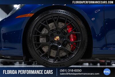 2023 Porsche 911 Carrera 4 GTS   - Photo 12 - Riviera Beach, FL 33407