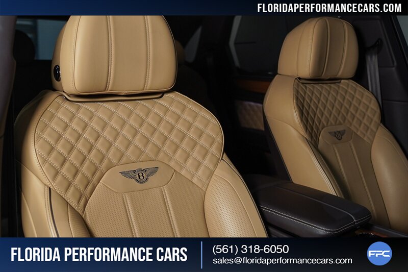 2021 Bentley Bentayga V8   - Photo 58 - Riviera Beach, FL 33407