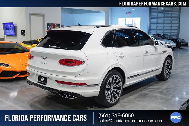 2021 Bentley Bentayga V8   - Photo 8 - Riviera Beach, FL 33407