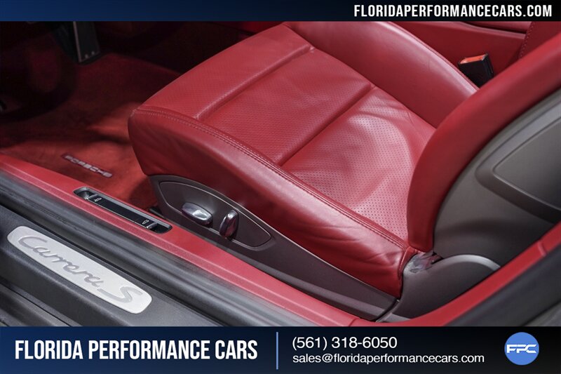 2014 Porsche 911 Carrera S   - Photo 25 - Riviera Beach, FL 33407