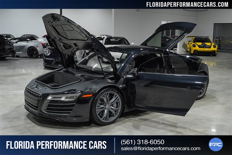 2014 Audi R8 V10 Plus   - Photo 28 - Riviera Beach, FL 33407