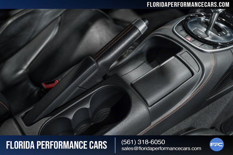 2014 Audi R8 V10 Plus   - Photo 46 - Riviera Beach, FL 33407