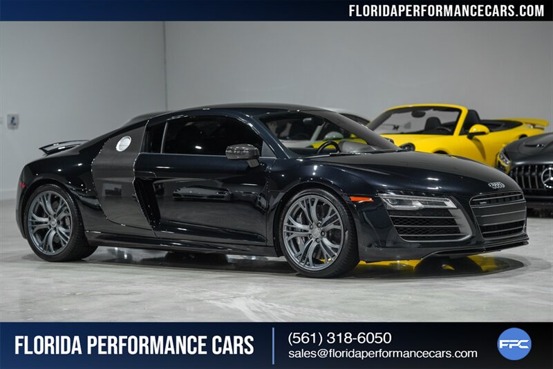 2014 Audi R8 V10 Plus   - Photo 6 - Riviera Beach, FL 33407