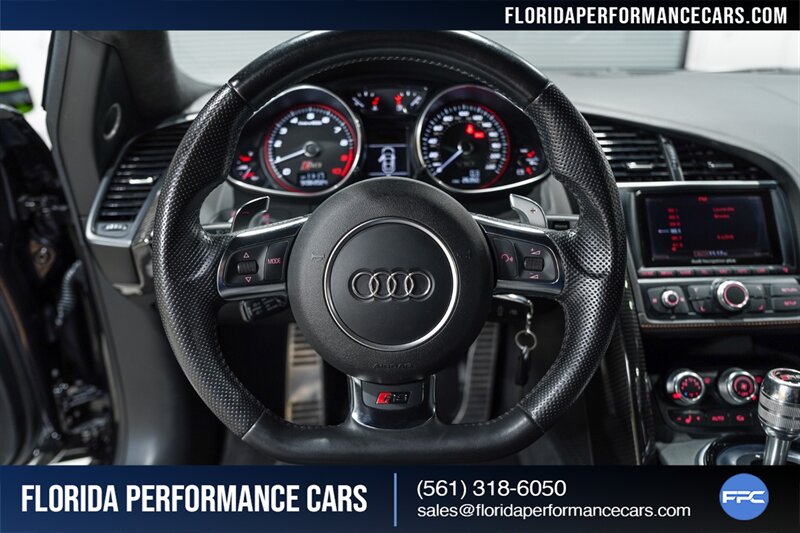 2014 Audi R8 V10 Plus   - Photo 18 - Riviera Beach, FL 33407