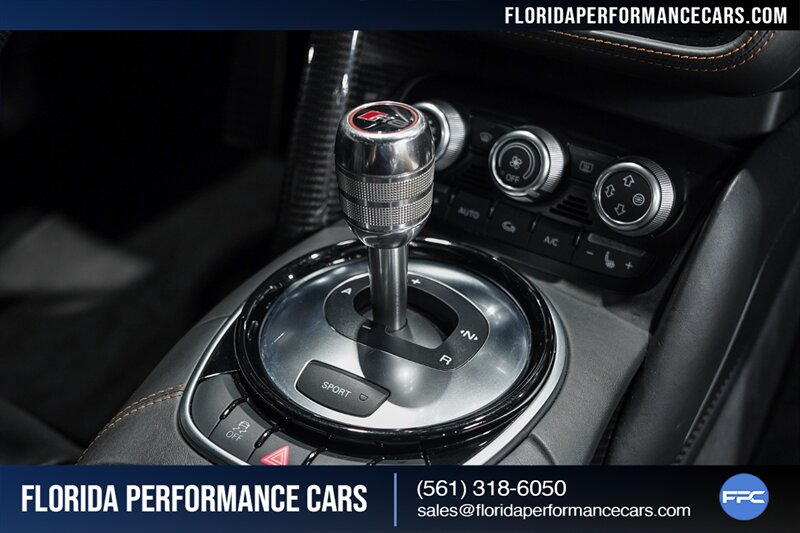 2014 Audi R8 V10 Plus   - Photo 47 - Riviera Beach, FL 33407