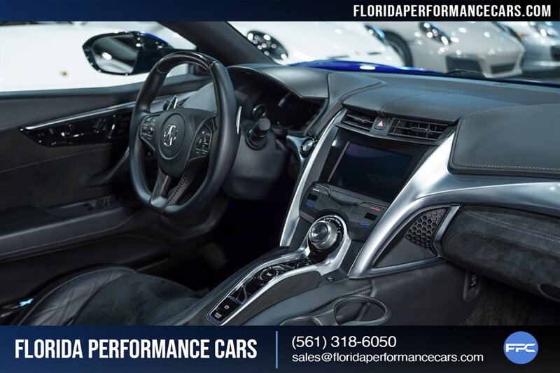 2017 Acura NSX SH-AWD Sport Hybrid   - Photo 48 - Riviera Beach, FL 33407