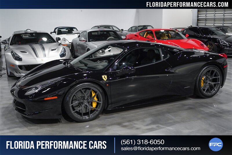 2011 Ferrari 458 Italia   - Photo 2 - Riviera Beach, FL 33407