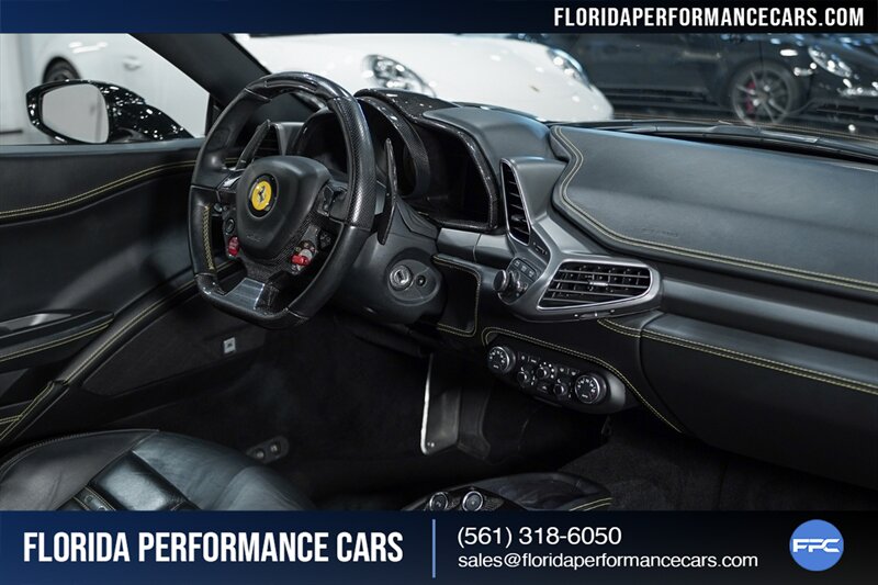 2011 Ferrari 458 Italia   - Photo 52 - Riviera Beach, FL 33407