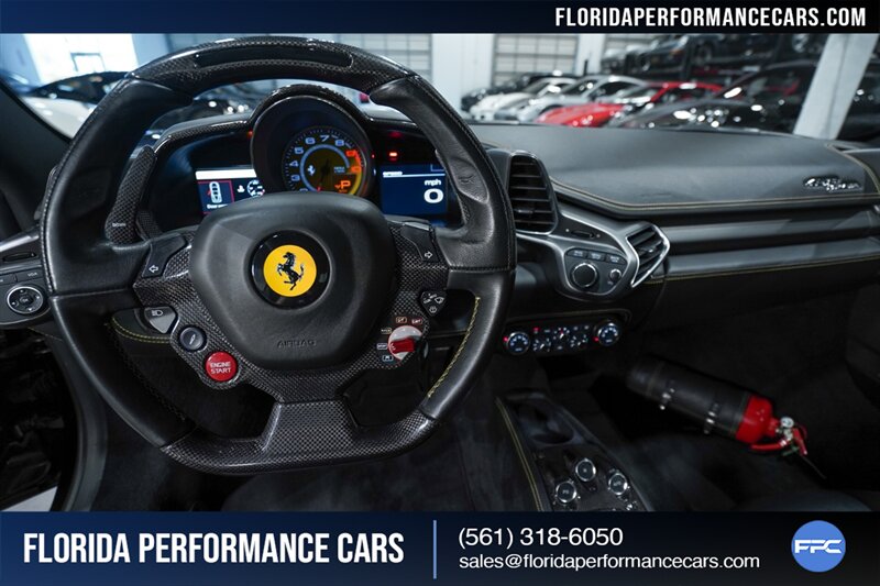 2011 Ferrari 458 Italia   - Photo 23 - Riviera Beach, FL 33407