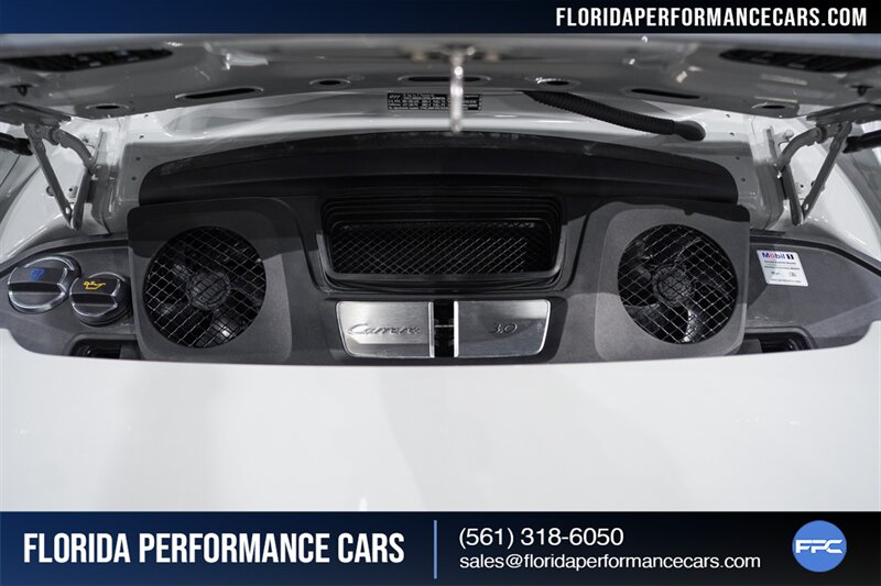 2018 Porsche 911 Carrera   - Photo 38 - Riviera Beach, FL 33407