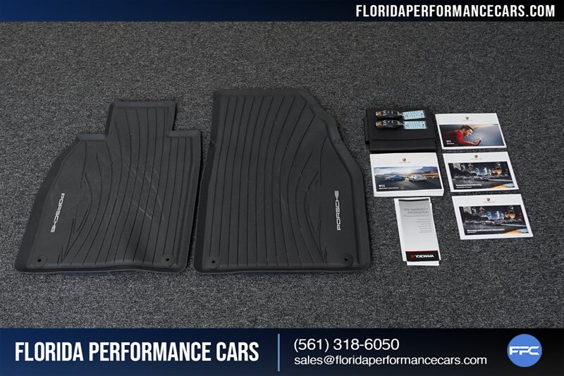 2018 Porsche 911 Carrera   - Photo 17 - Riviera Beach, FL 33407