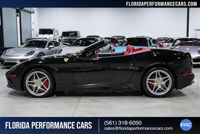 2015 Ferrari California T   - Photo 3 - Riviera Beach, FL 33407