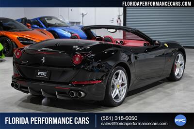 2015 Ferrari California T   - Photo 7 - Riviera Beach, FL 33407
