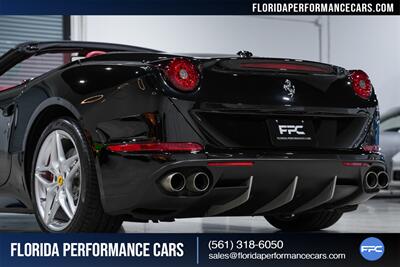 2015 Ferrari California T   - Photo 19 - Riviera Beach, FL 33407