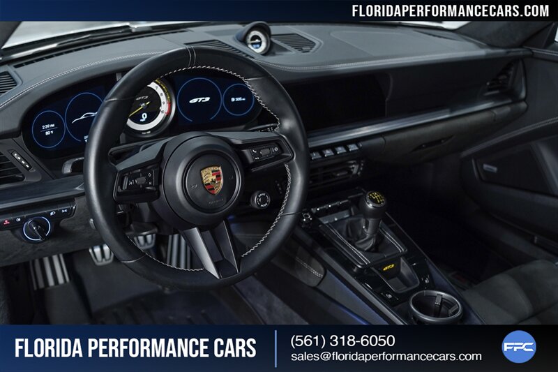 2022 Porsche 911 GT3   - Photo 40 - Riviera Beach, FL 33407