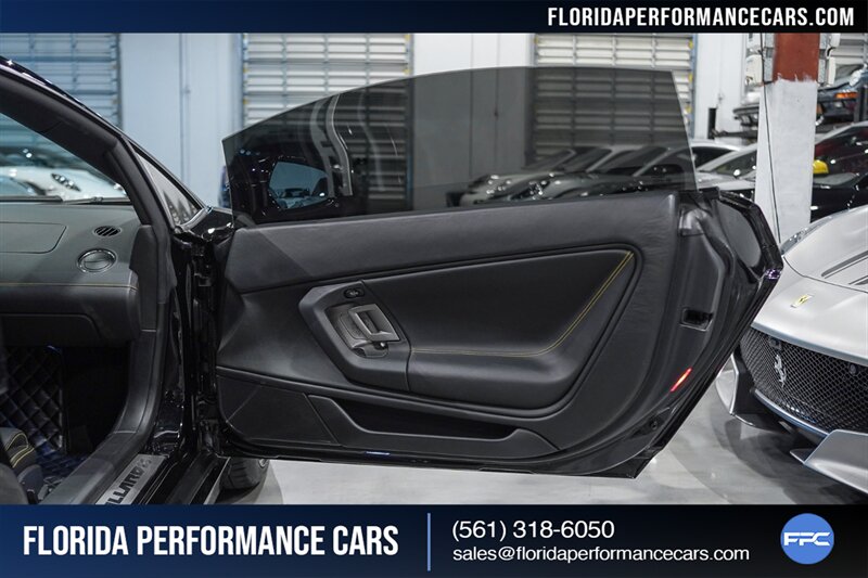 2011 Lamborghini Gallardo LP 560-4   - Photo 27 - Riviera Beach, FL 33407