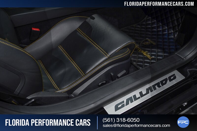 2011 Lamborghini Gallardo LP 560-4   - Photo 30 - Riviera Beach, FL 33407