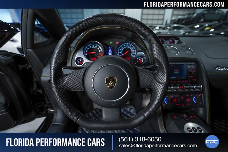 2011 Lamborghini Gallardo LP 560-4   - Photo 22 - Riviera Beach, FL 33407