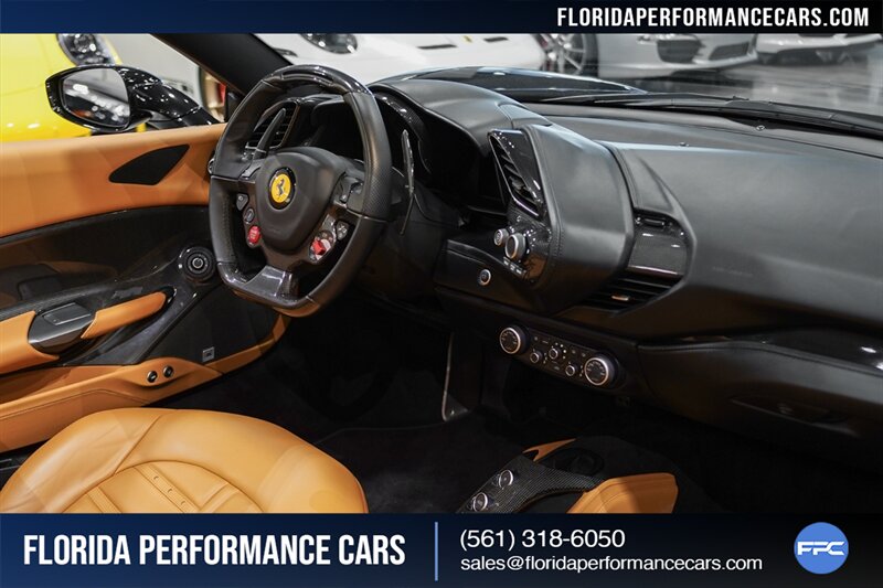 2017 Ferrari 488 Spider   - Photo 55 - Riviera Beach, FL 33407