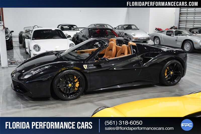 2017 Ferrari 488 Spider   - Photo 2 - Riviera Beach, FL 33407