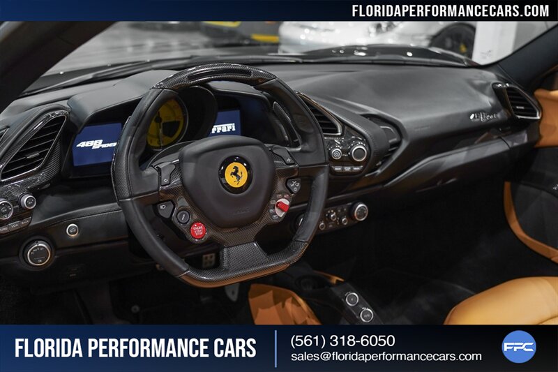 2017 Ferrari 488 Spider   - Photo 47 - Riviera Beach, FL 33407