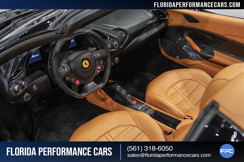 2017 Ferrari 488 Spider   - Photo 46 - Riviera Beach, FL 33407