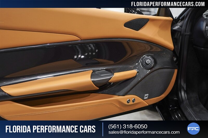 2017 Ferrari 488 Spider   - Photo 61 - Riviera Beach, FL 33407